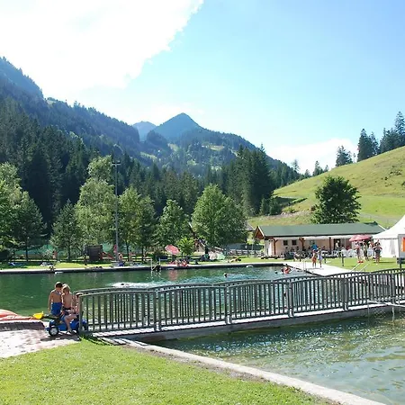 Tirol بيشلباخ